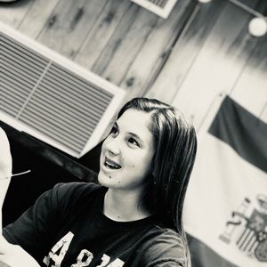 Meet your Posher, Olivia